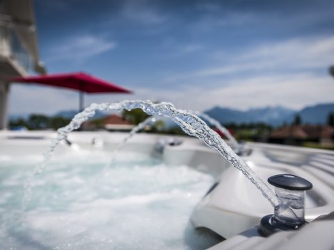 Quelle est la différence entre un jacuzzi et un spa?