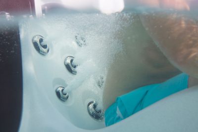 Underwater_Jets_Back-Cabana_WhiteD_Espresso-lowRes-400x267