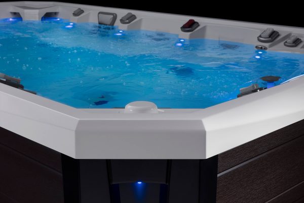 gallery_714_file1_V150_Starlight LED med-(1)